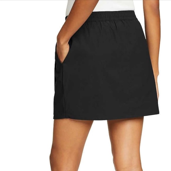Eddie Bauer black skorts size medium Tulip hem. Nylon SPF 50 - Picture 3 of 9